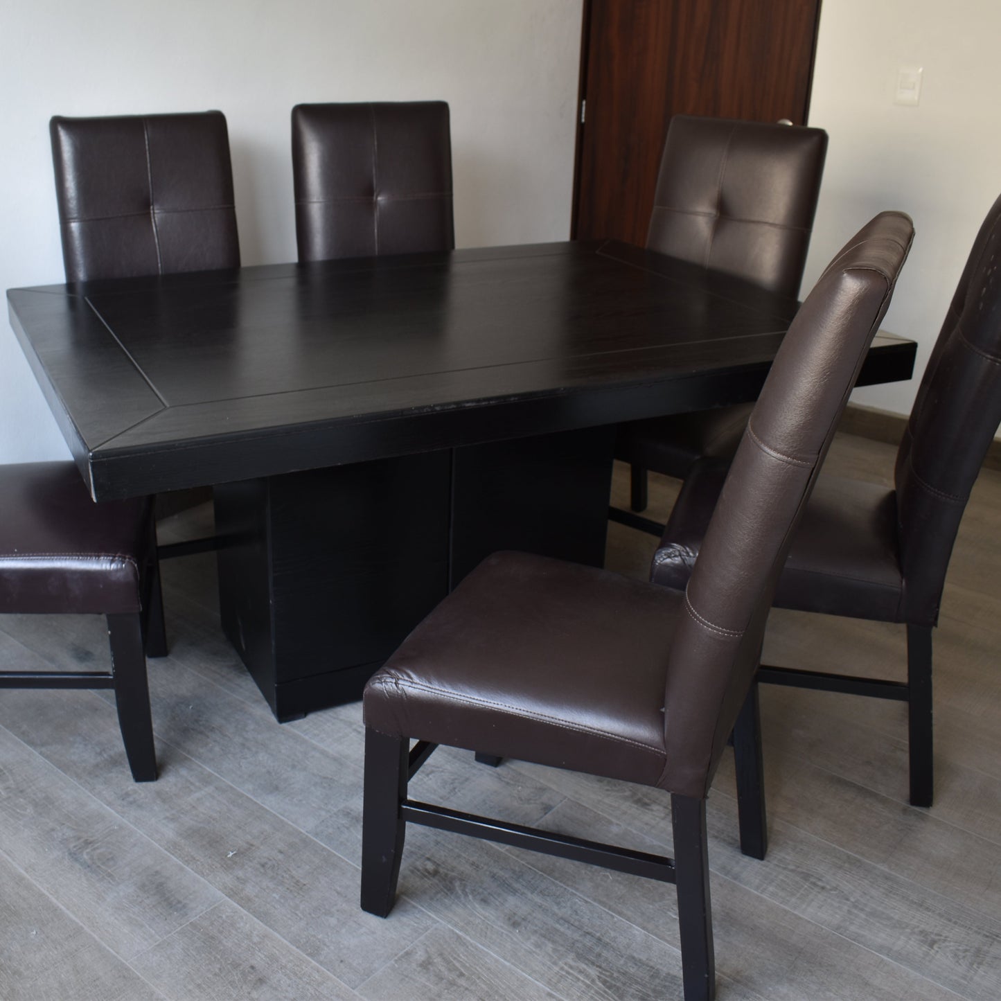 Comedor Burdeos 6S