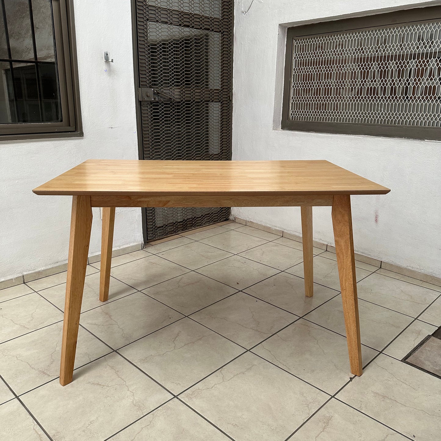 Mesa Eros